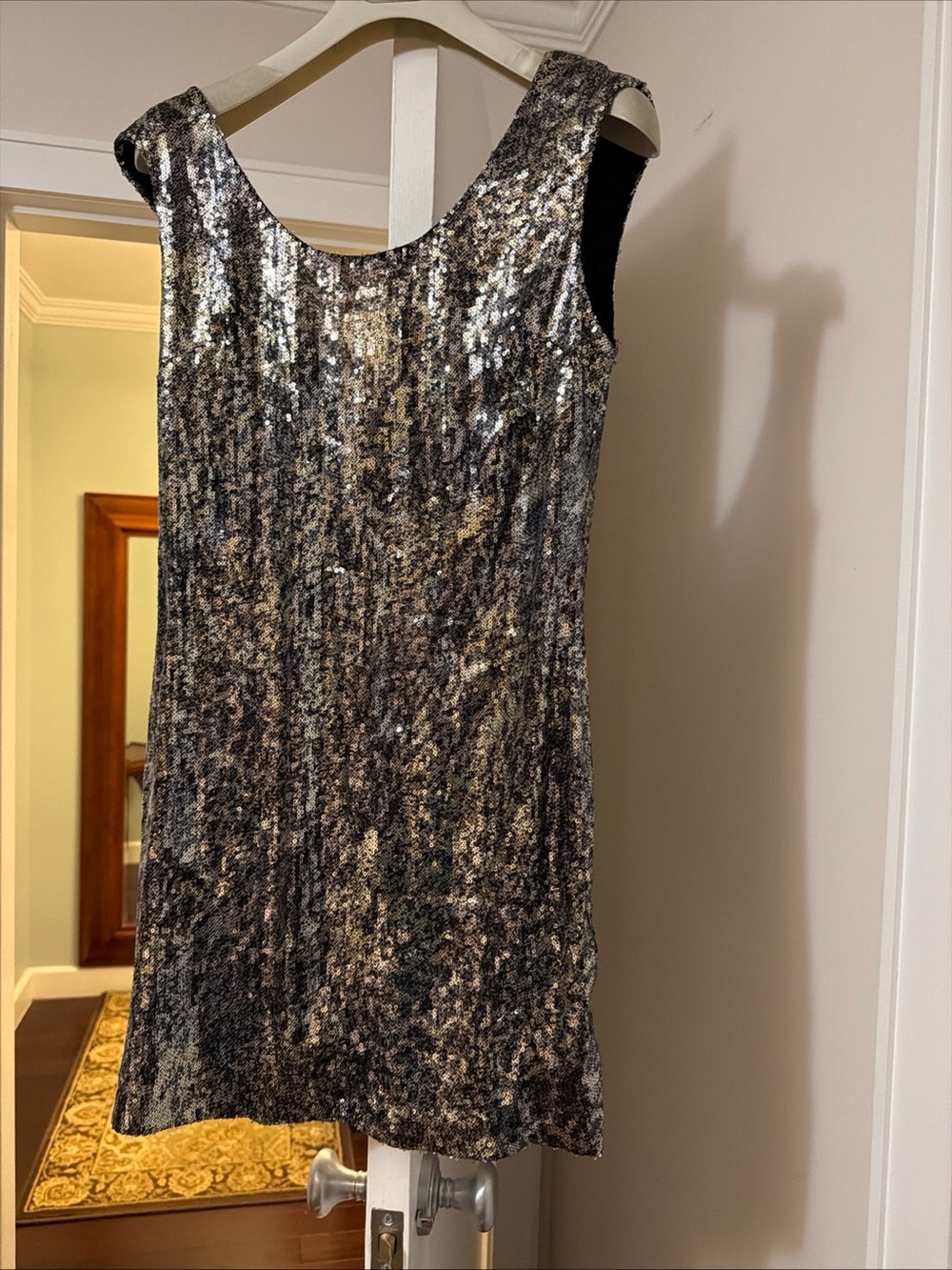 Aqua Sleeveless Sequin Cocktail Dress in Black silver size 2